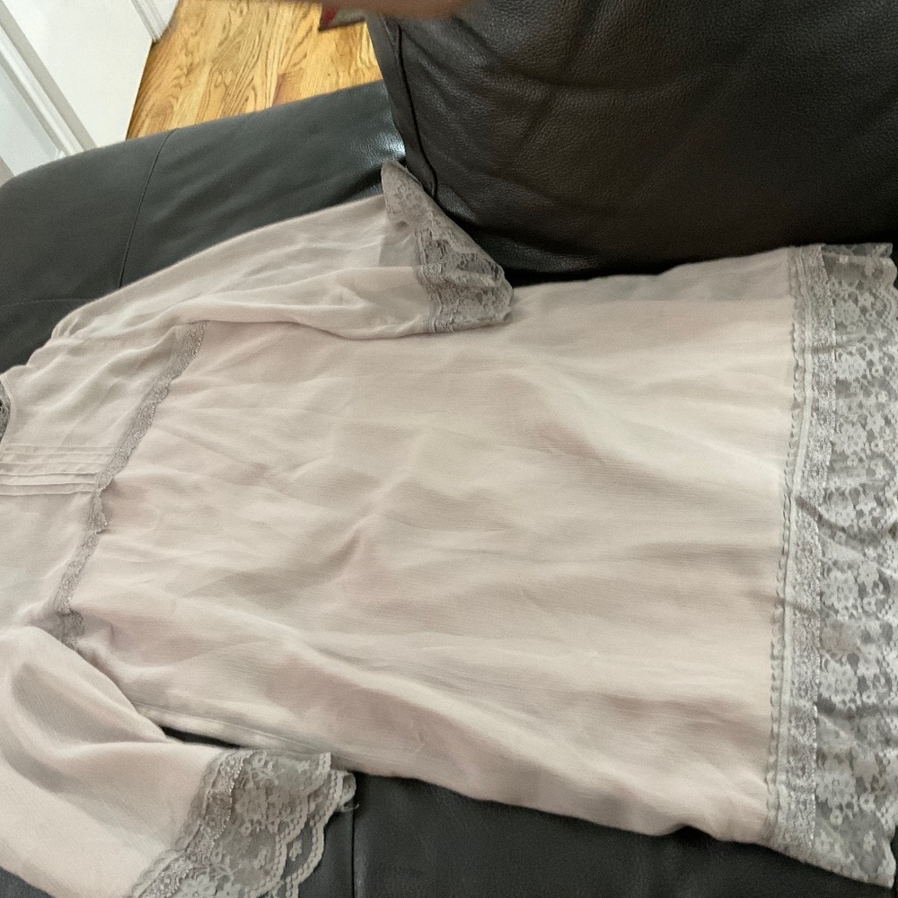 Dress‎